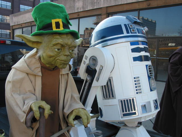 r2 and yoda