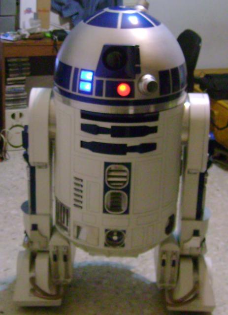 r2 two legs