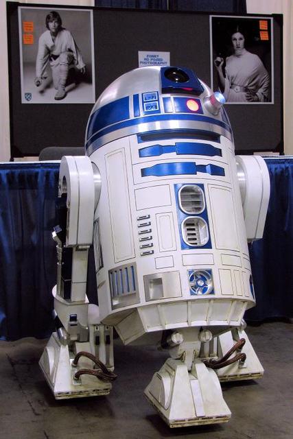 R2 Waiting for Mark and Carrie