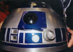 r2headfront