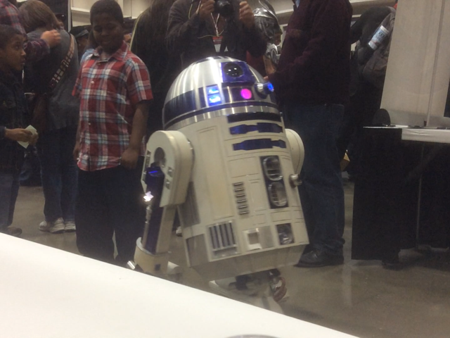 r2awesomcon1