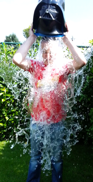 ALS_ice_bucket_challenge