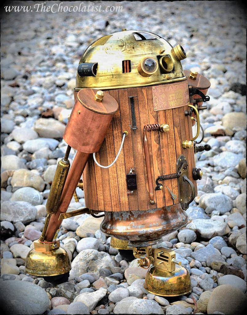 STEAMPUNK R2-D2 - 08